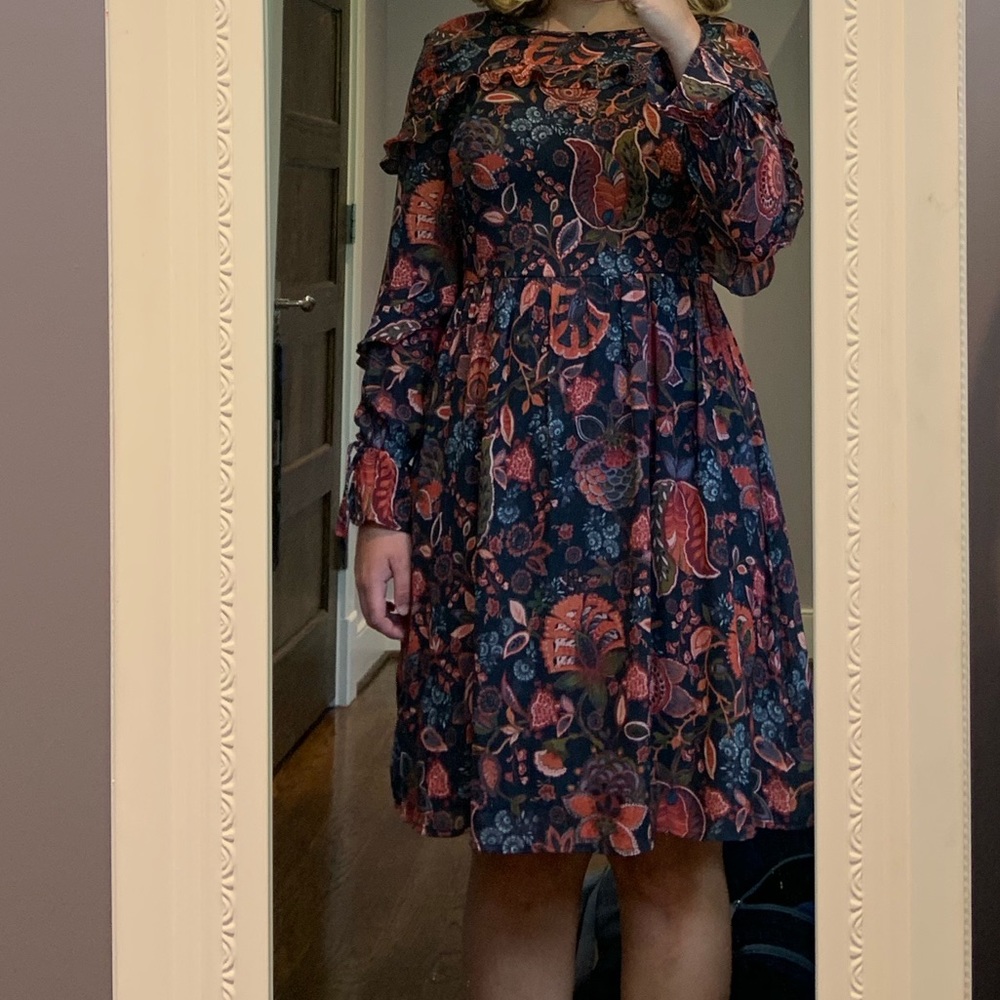 Cute Ruffle Paisley Dress